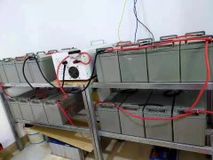太陽能發電板里有什么東西？